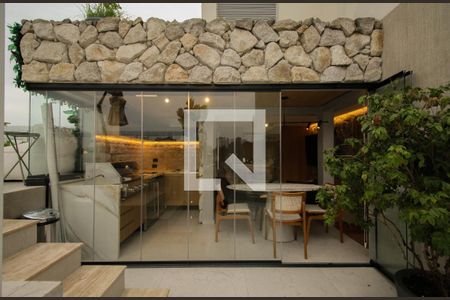 Apartamento à venda com 252m², 3 quartos e 3 vagasPiscina Cobertura