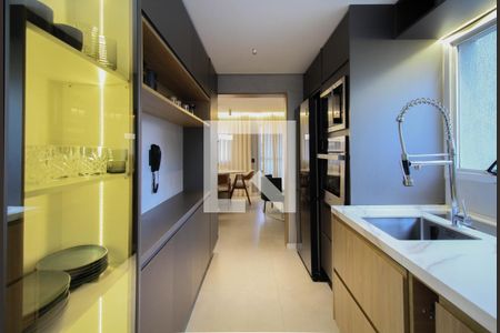 Apartamento à venda com 252m², 3 quartos e 3 vagasCozinha