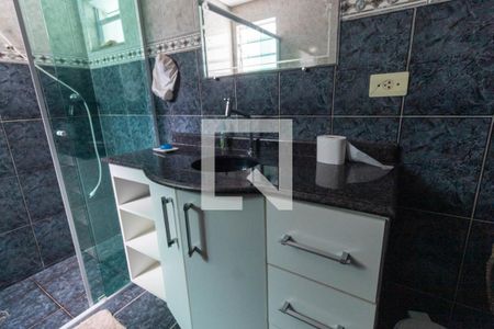 Casa à venda com 200m², 5 quartos e 2 vagas Casa à venda com 200m², 5 quartos e 2 vagasBanheiro 2