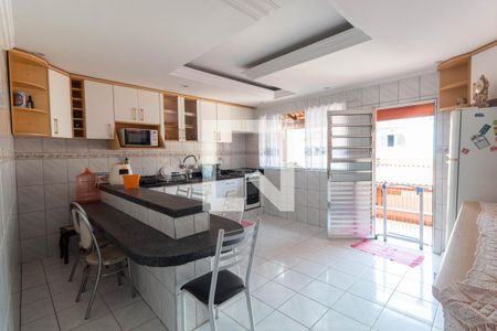 Casa à venda com 200m², 5 quartos e 2 vagas Casa à venda com 200m², 5 quartos e 2 vagasCozinha 1