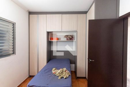 Casa à venda com 200m², 5 quartos e 2 vagas Casa à venda com 200m², 5 quartos e 2 vagasQuarto 1