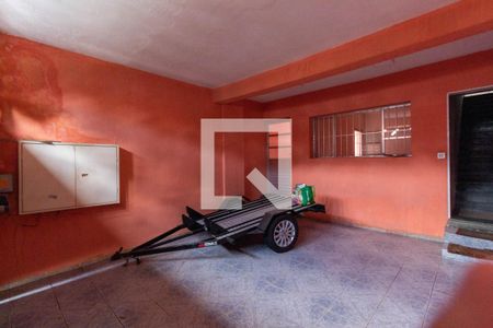 Casa à venda com 200m², 5 quartos e 2 vagas Casa à venda com 200m², 5 quartos e 2 vagasGaragem