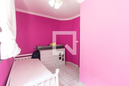 Casa à venda com 200m², 5 quartos e 2 vagas Casa à venda com 200m², 5 quartos e 2 vagasQuarto 2