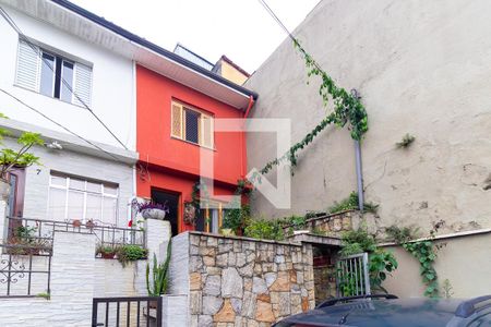 Casa à venda com 80m², 2 quartos e 1 vaga Casa à venda com 80m², 2 quartos e 1 vagaFachada da casa