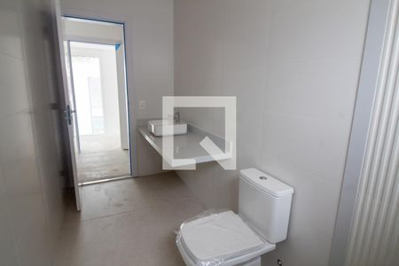 Casa à venda com 686m², 4 quartos e 4 vagasBanheiro da Suíte 2