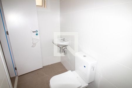 Casa à venda com 686m², 4 quartos e 4 vagasBanheiro de serviço