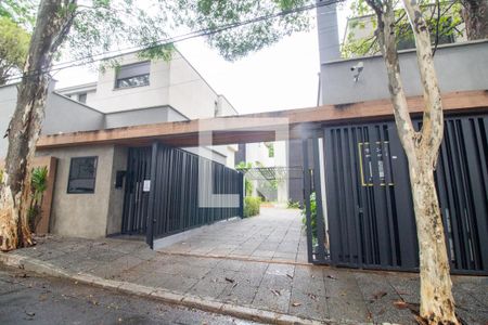 Casa à venda com 686m², 4 quartos e 4 vagasFachada do Condomínio