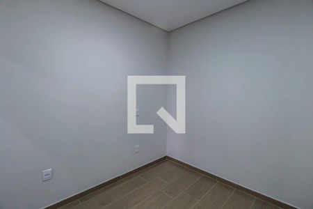 Casa à venda com 150m², 3 quartos e 4 vagasSuíte 2