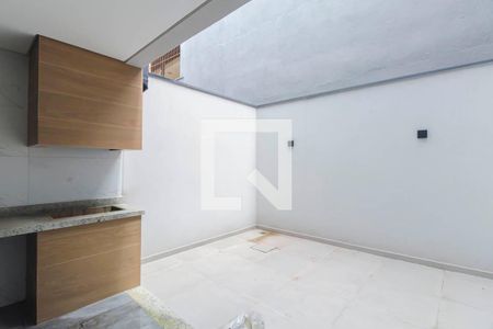 Casa à venda com 150m², 3 quartos e 4 vagasÁrea de Serviço