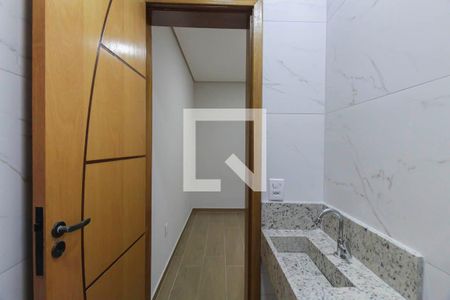 Casa à venda com 150m², 3 quartos e 4 vagasBanheiro da Suíte 2