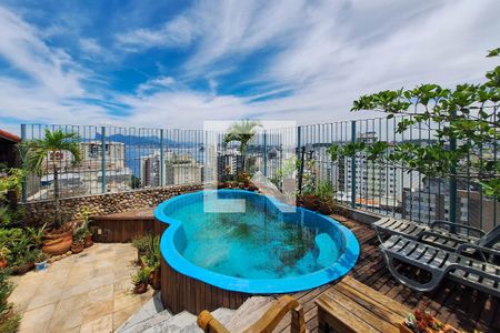 Apartamento à venda com 166m², 3 quartos e 2 vagasCobertura