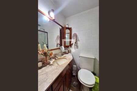 Apartamento à venda com 166m², 3 quartos e 2 vagasBanheiro 1