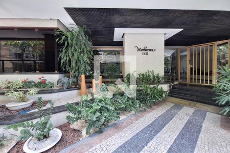 Apartamento à venda com 166m², 3 quartos e 2 vagasFachada