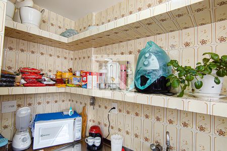 Apartamento à venda com 143m², 3 quartos e sem vaga Apartamento à venda com 143m², 3 quartos e sem vagaCozinha e Área de Serviço