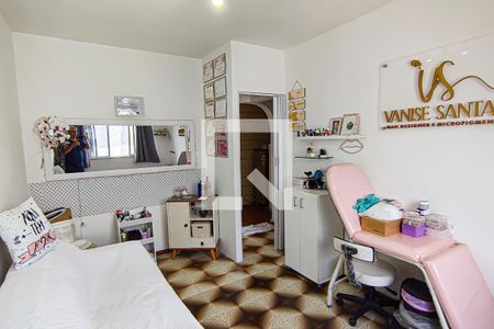 Apartamento à venda com 143m², 3 quartos e sem vaga Apartamento à venda com 143m², 3 quartos e sem vagaSala