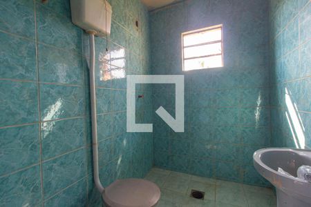 Casa para alugar com 100m², 3 quartos e 2 vagas Casa para alugar com 100m², 3 quartos e 2 vagasBanheiro de Serviço