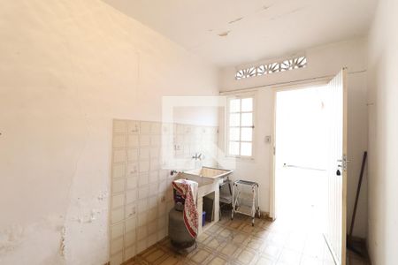 Casa à venda com 117m², 2 quartos e 1 vagaÁrea de serviço 2