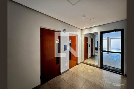 Apartamento à venda com 60m², 1 quarto e 1 vagaHall Social Bloco