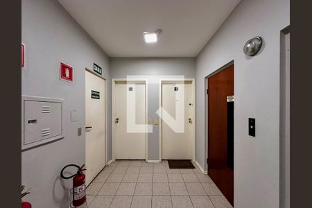 Apartamento à venda com 60m², 1 quarto e 1 vagaHall Apartamento