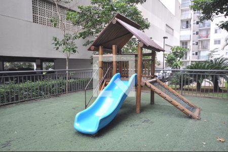 Apartamento à venda com 60m², 1 quarto e 1 vagaÁrea comum - Playground