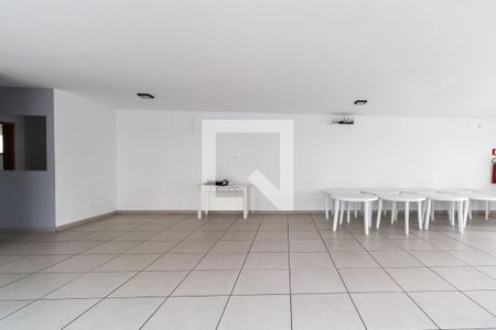 Apartamento para alugar com 40m², 2 quartos e sem vagaÁrea comum - Salão de festas