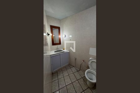 Casa à venda com 568m², 11 quartos e 3 vagasBanheiro do Quarto 2 Casa 3