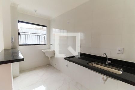 Sala/Cozinha de apartamento para alugar com 1 quarto, 32m² em Vila Invernada, São Paulo