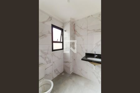 Banheiro de apartamento para alugar com 1 quarto, 32m² em Vila Invernada, São Paulo