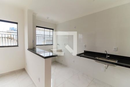 Sala/Cozinha de apartamento para alugar com 1 quarto, 32m² em Vila Invernada, São Paulo