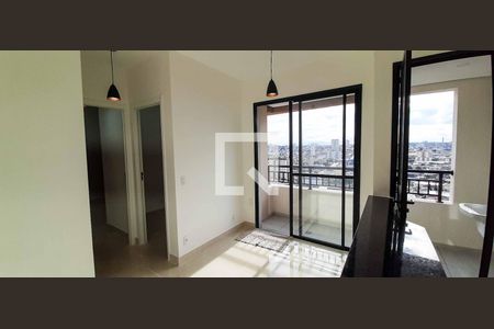 Sala de apartamento para alugar com 2 quartos, 38m² em Km 18, Osasco