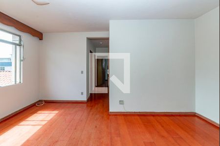 Sala de apartamento à venda com 2 quartos, 62m² em Padre Eustáquio, Belo Horizonte