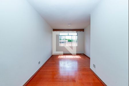 Sala de apartamento à venda com 2 quartos, 62m² em Padre Eustáquio, Belo Horizonte