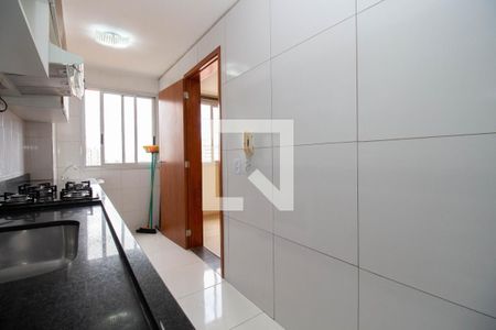 Apartamento para alugar com 46m², 2 quartos e 1 vaga Apartamento para alugar com 46m², 2 quartos e 1 vagaCozinha e Área de Serviço