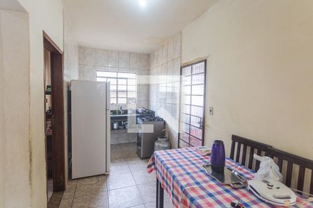 Casa à venda com 150m², 4 quartos e 1 vaga Casa à venda com 150m², 4 quartos e 1 vagaCopa/Cozinha