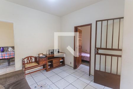 Sala de casa à venda com 4 quartos, 150m² em São Marcos, Belo Horizonte