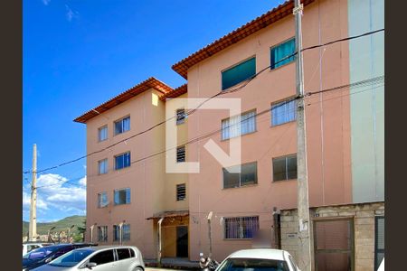 Apartamento à venda com 42m², 2 quartos e 1 vaga Apartamento à venda com 42m², 2 quartos e 1 vagaFachada
