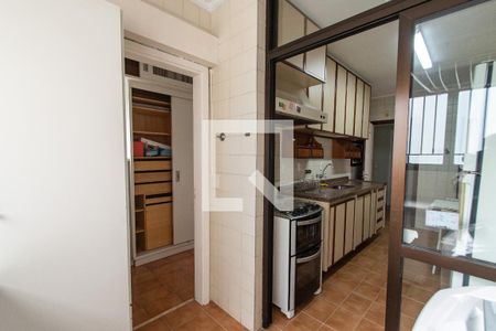 Apartamento para alugar com 86m², 3 quartos e 2 vagas Apartamento para alugar com 86m², 3 quartos e 2 vagasÁrea de serviço