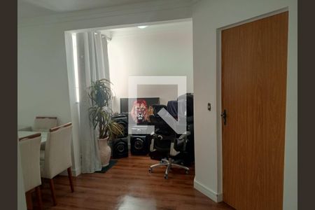 Apartamento à venda com 85m², 3 quartos e 2 vagas Apartamento à venda com 85m², 3 quartos e 2 vagasEntrada