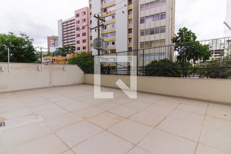 Apartamento à venda com 236m², 3 quartos e 1 vagaÁrea de Serviço / Varanda
