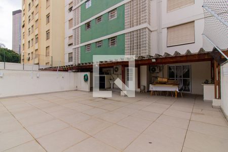 Apartamento à venda com 236m², 3 quartos e 1 vagaÁrea de Serviço / Varanda