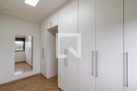 Apartamento à venda com 185m², 3 quartos e 2 vagasCloset da Suíte 1