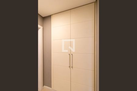 Apartamento à venda com 185m², 3 quartos e 2 vagasAramrio - Corredor