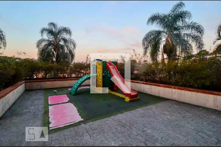 Apartamento à venda com 185m², 3 quartos e 2 vagasArea Comum - Playground