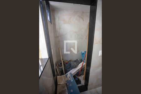 Apartamento à venda com 70m², 3 quartos e sem vagaCozinha e Área de Serviço