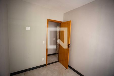 Quarto 1 de apartamento à venda com 3 quartos, 70m² em Monsenhor Messias, Belo Horizonte