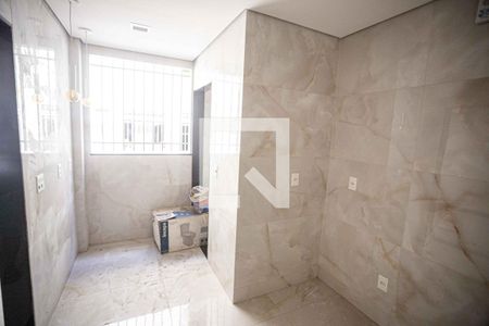 Apartamento à venda com 70m², 3 quartos e sem vagaCozinha e Área de Serviço