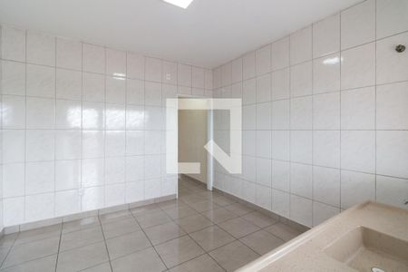 Casa para alugar com 110m², 2 quartos e 2 vagas Casa para alugar com 110m², 2 quartos e 2 vagasCozinha
