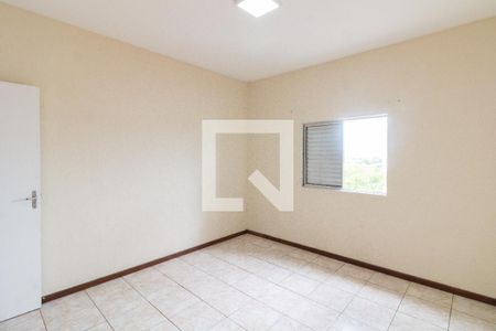 Casa para alugar com 110m², 2 quartos e 2 vagas Casa para alugar com 110m², 2 quartos e 2 vagasQuarto 2