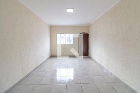 Casa para alugar com 110m², 2 quartos e 2 vagas Casa para alugar com 110m², 2 quartos e 2 vagasSala