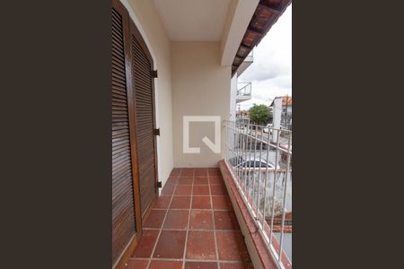 Casa para alugar com 110m², 2 quartos e 2 vagas Casa para alugar com 110m², 2 quartos e 2 vagasVaranda do Quarto 1